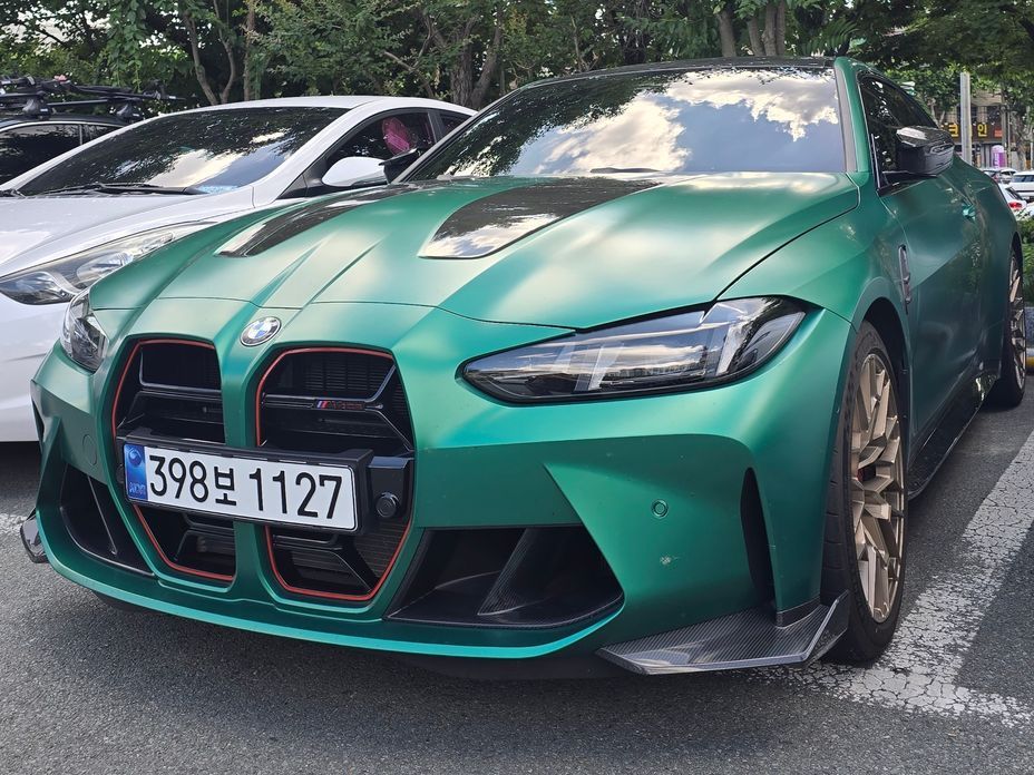 BMW M4 2025