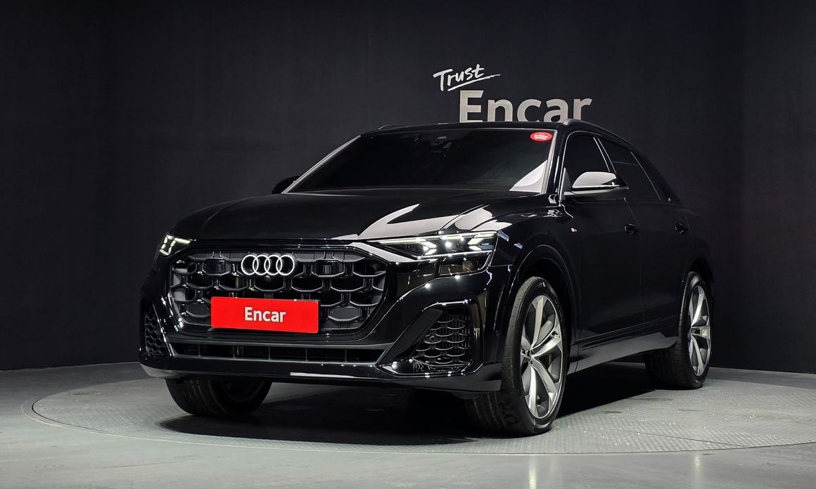 Audi Q8 2025