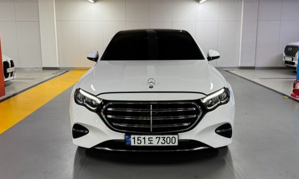 Mercedes-Benz E-Class 2024
