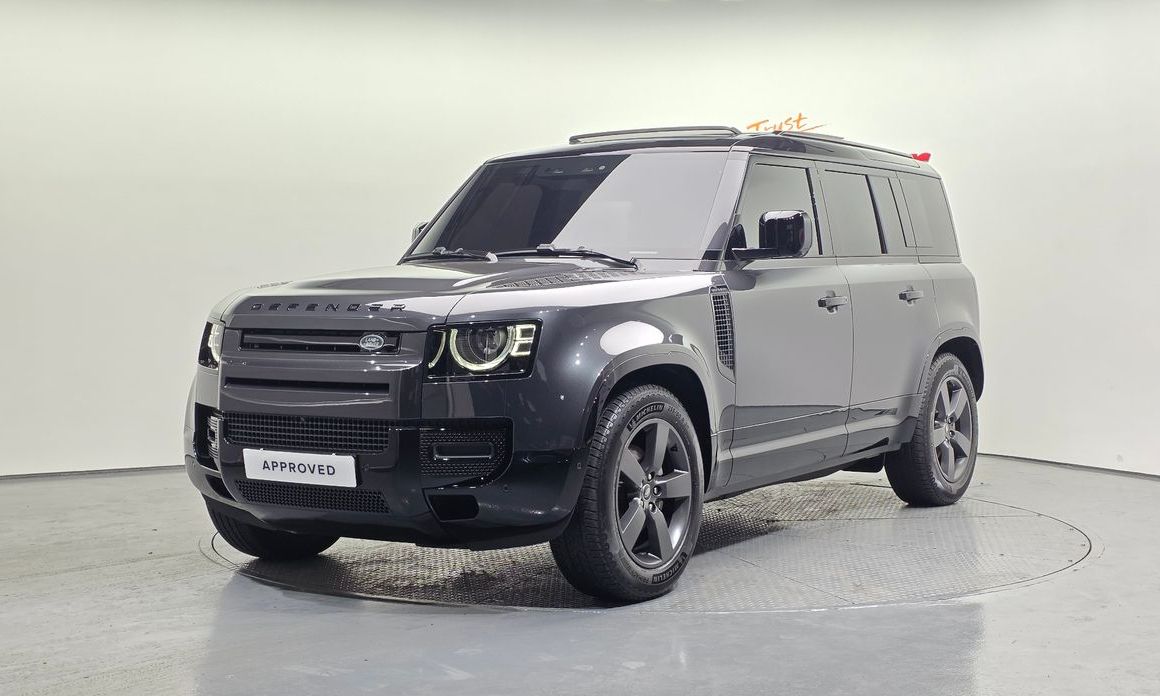 Land Rover Defender 2025