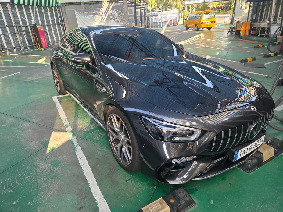 Mercedes-Benz AMG GT 2023