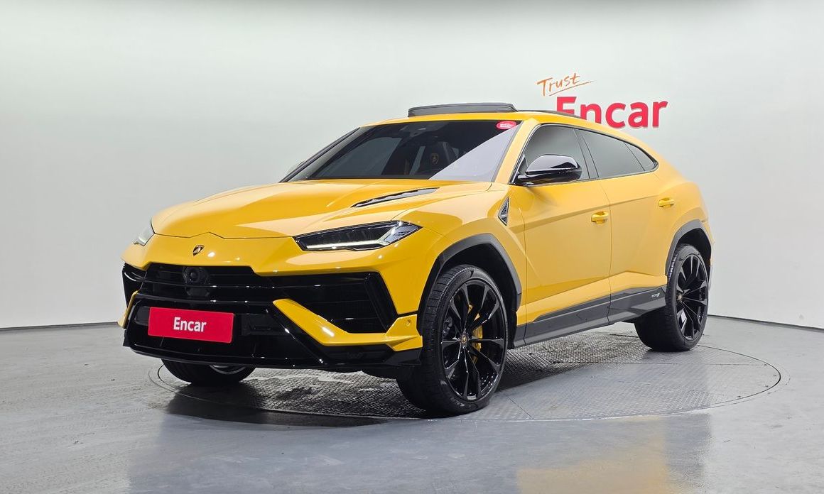 Lamborghini Urus 2024