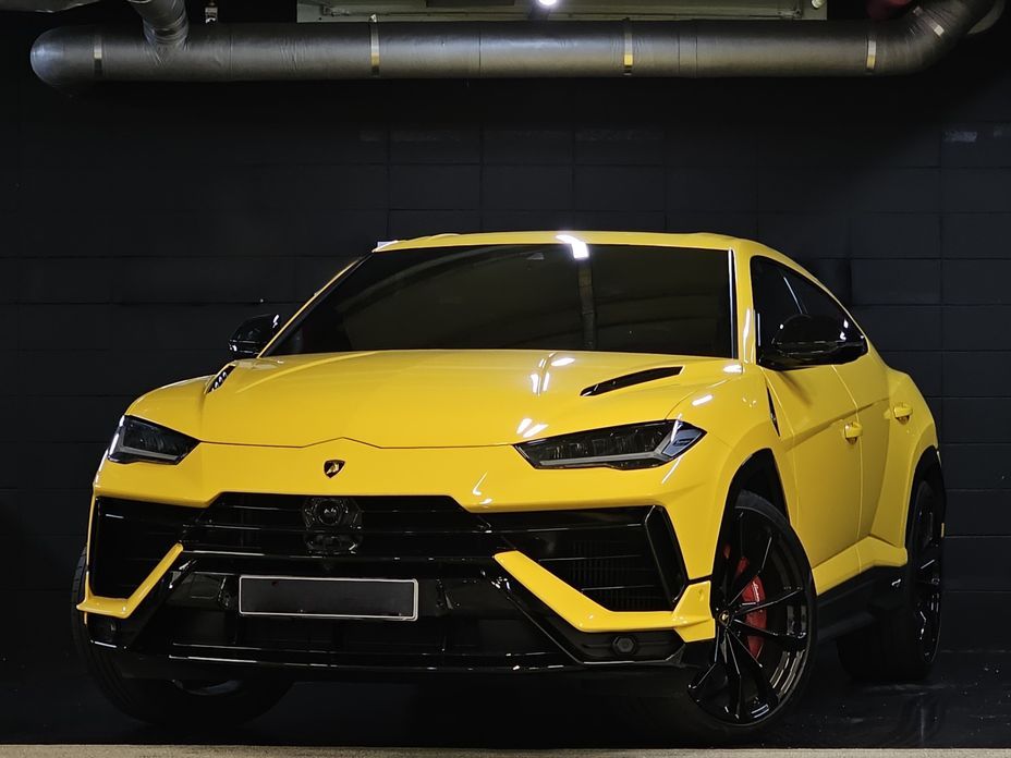 Lamborghini Urus 2024