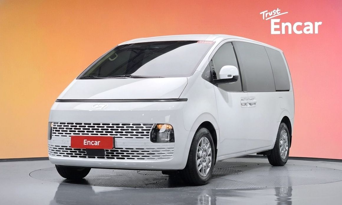 Hyundai Staria 2025