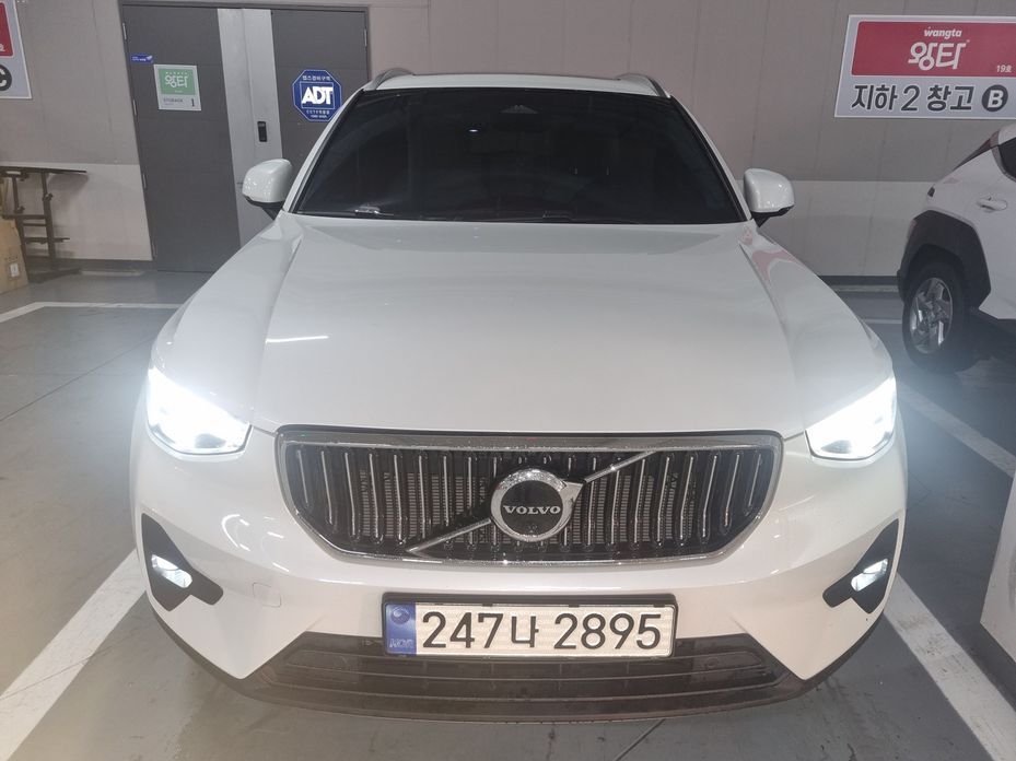 Volvo XC40 2024