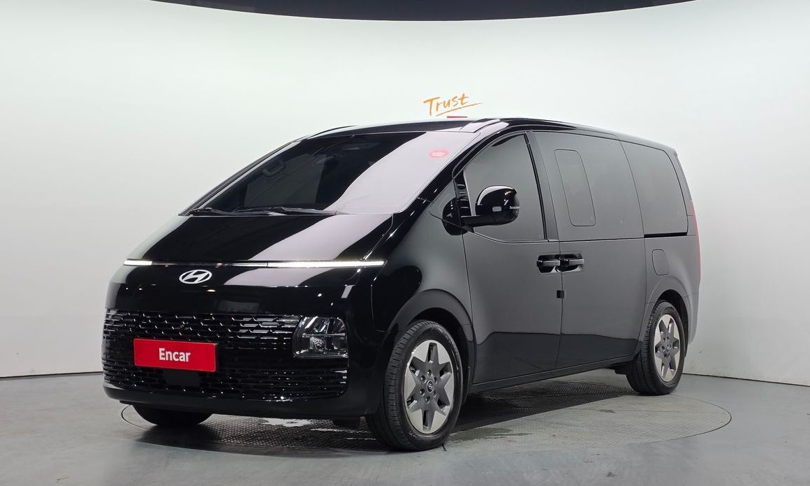 Hyundai Staria 2025