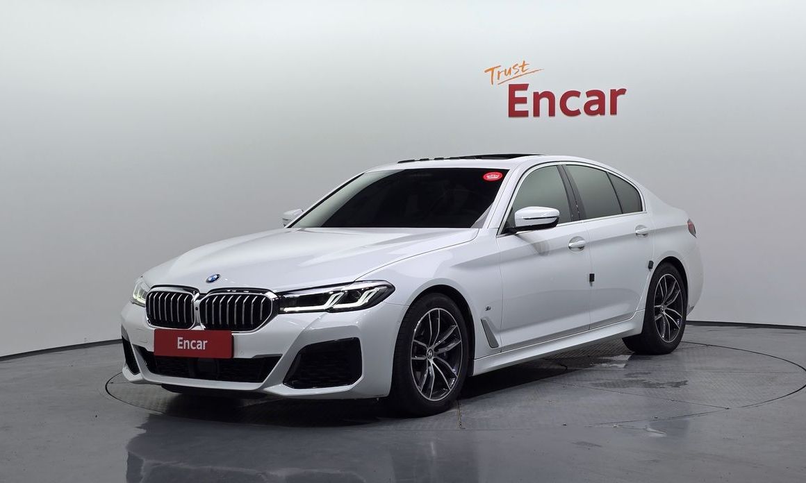 BMW 5-Series 2023