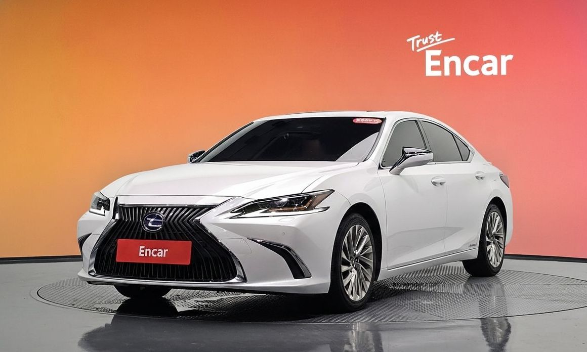 Lexus ES 2019