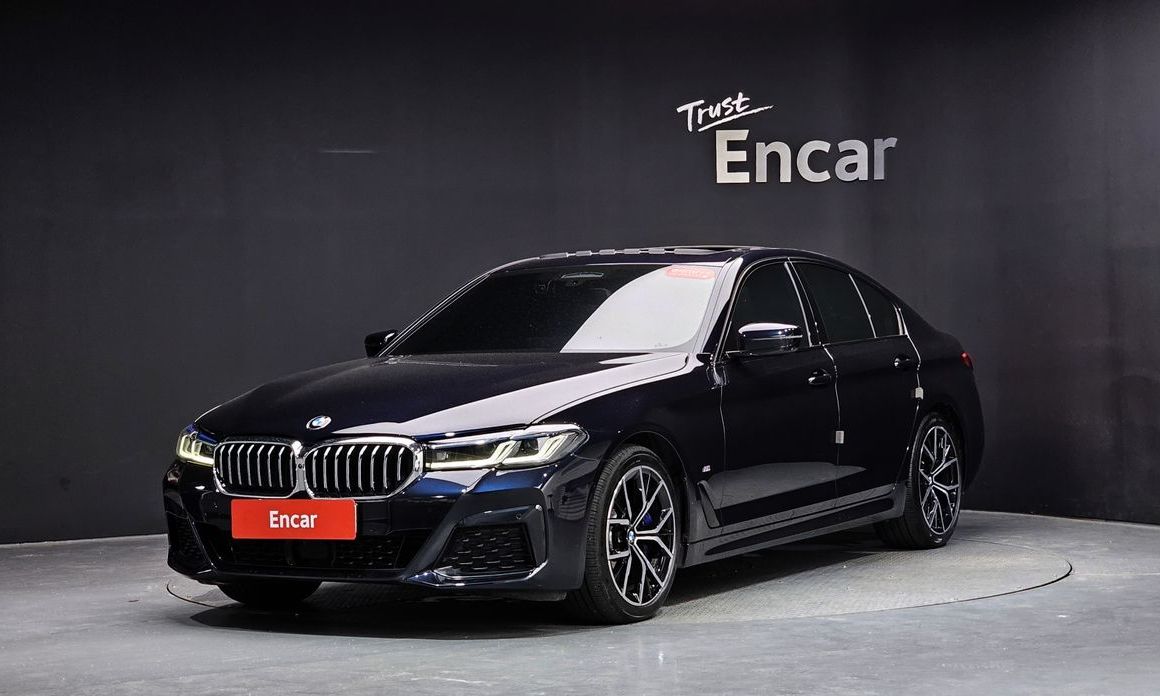 BMW 5-Series 2023