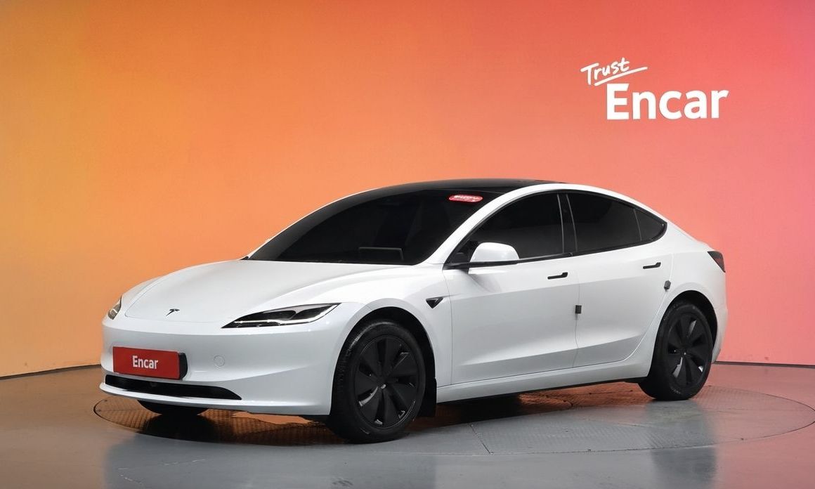 Tesla Model 3 2025