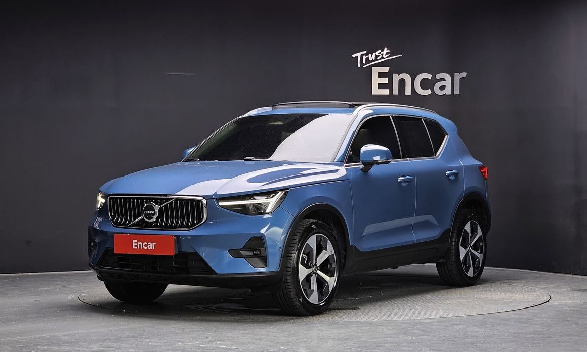 Volvo XC40 2024