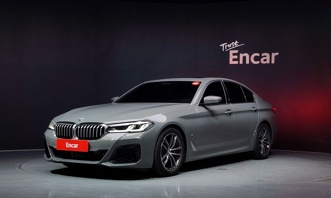 BMW 5-Series 2022