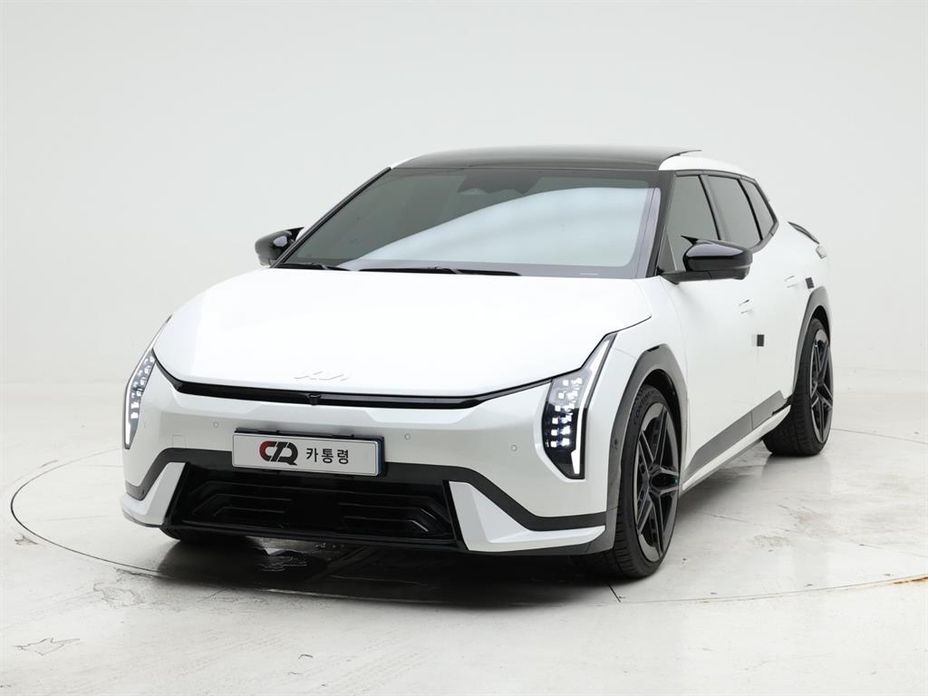 Kia EV4 2026