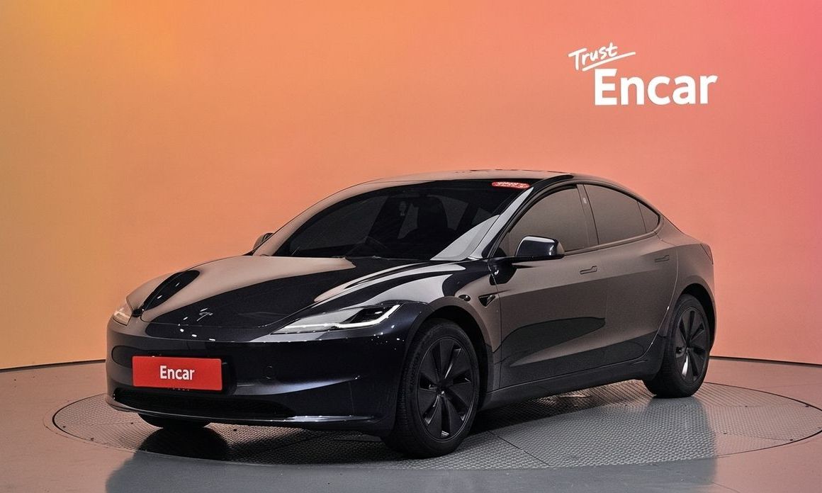 Tesla Model 3 2025