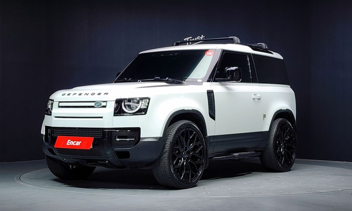 Land Rover Defender 2022