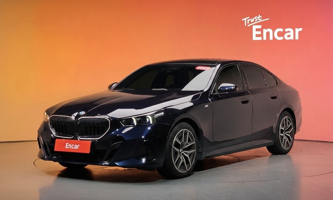 BMW 5-Series 2025