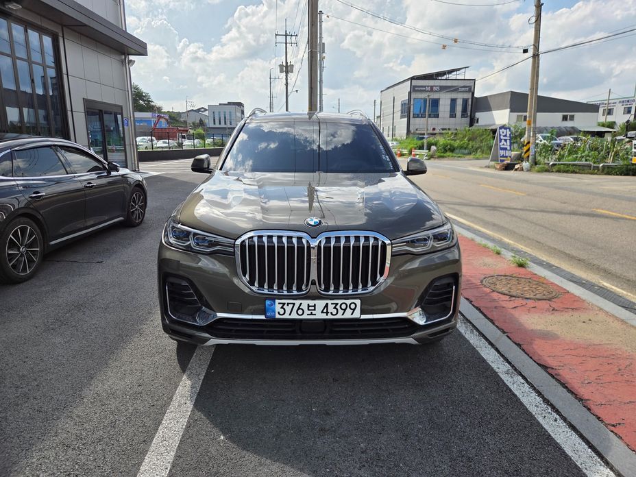 BMW X7 2022