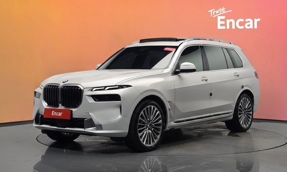 BMW X7 2025