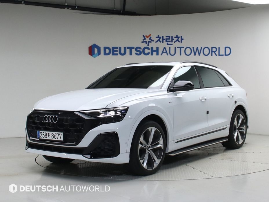 Audi Q8 2025