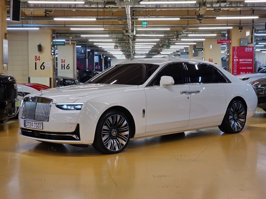 Rolls-Royce Ghost 2026