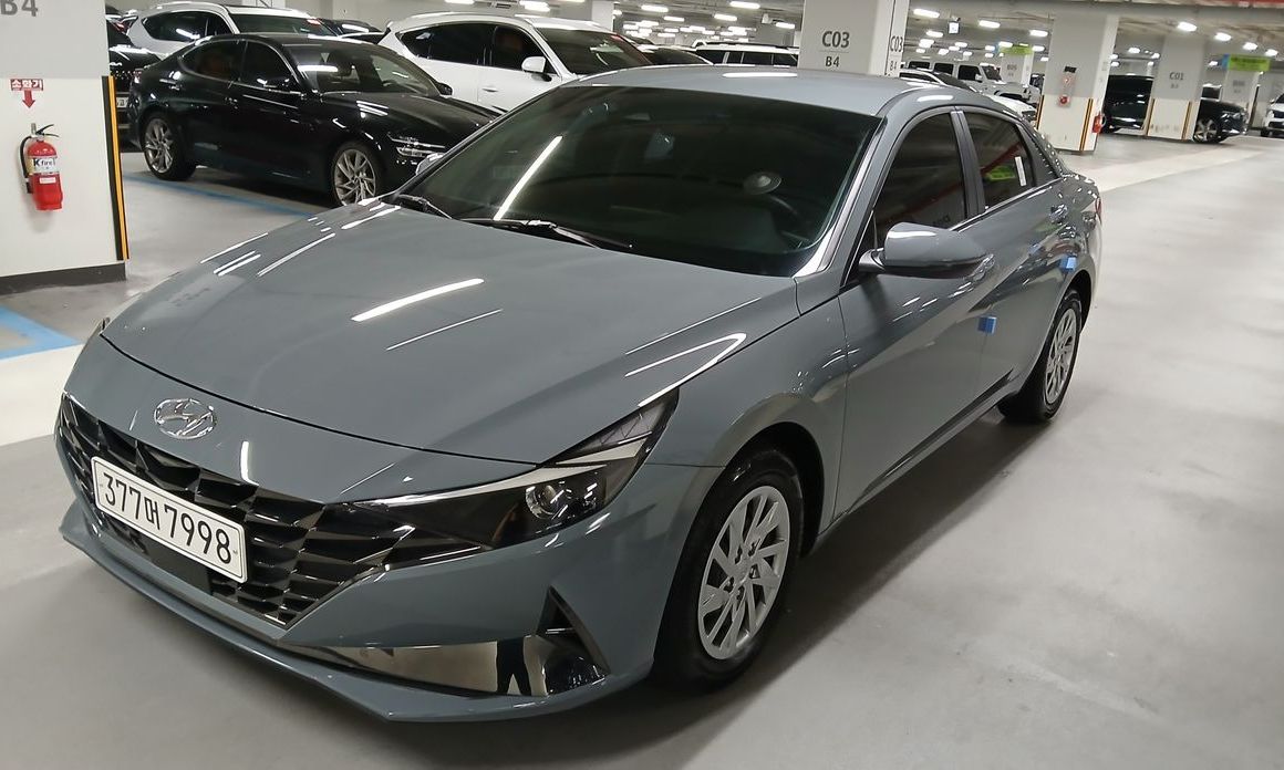 Hyundai AVANTE 2022