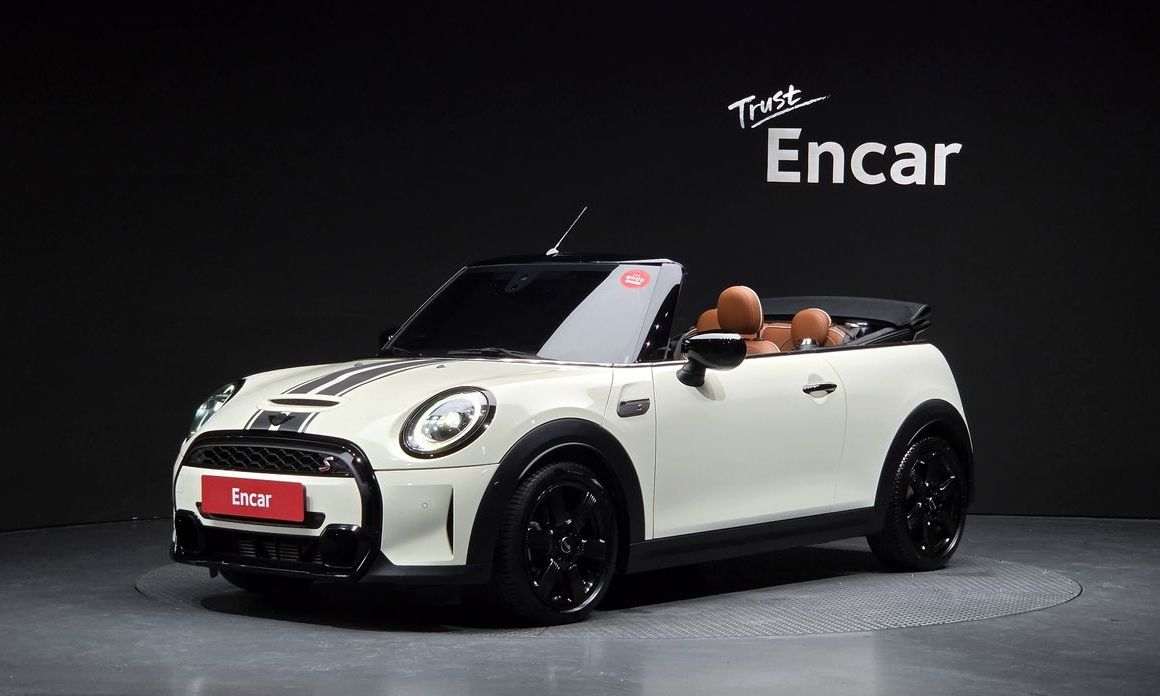 Mini Cooper Convertible 2022