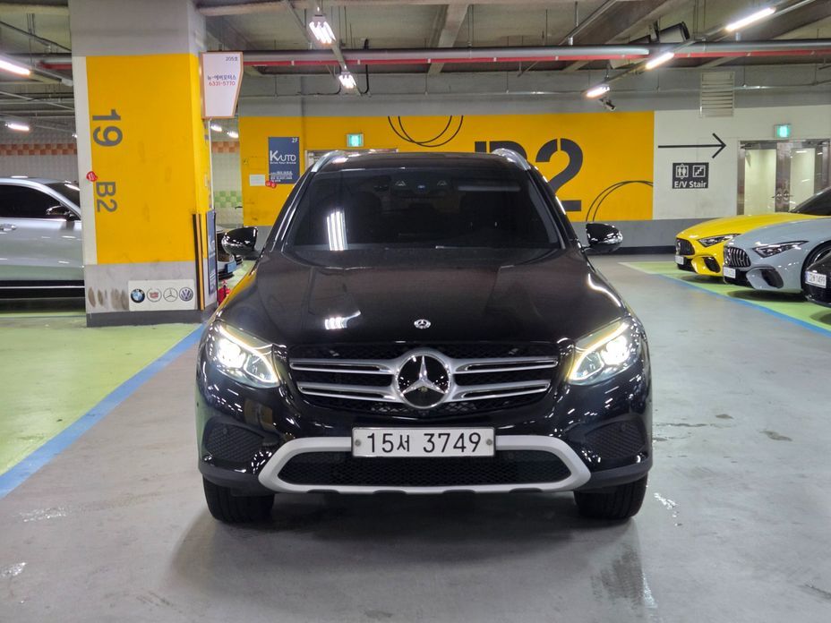 Mercedes-Benz GLC-Class 2019