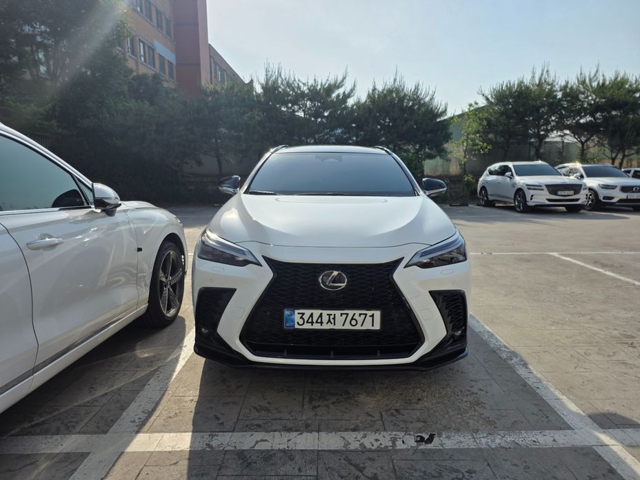 Lexus NX 2025