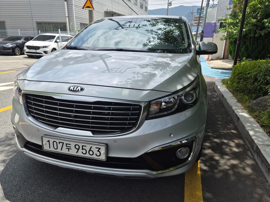 Kia Canival 2018