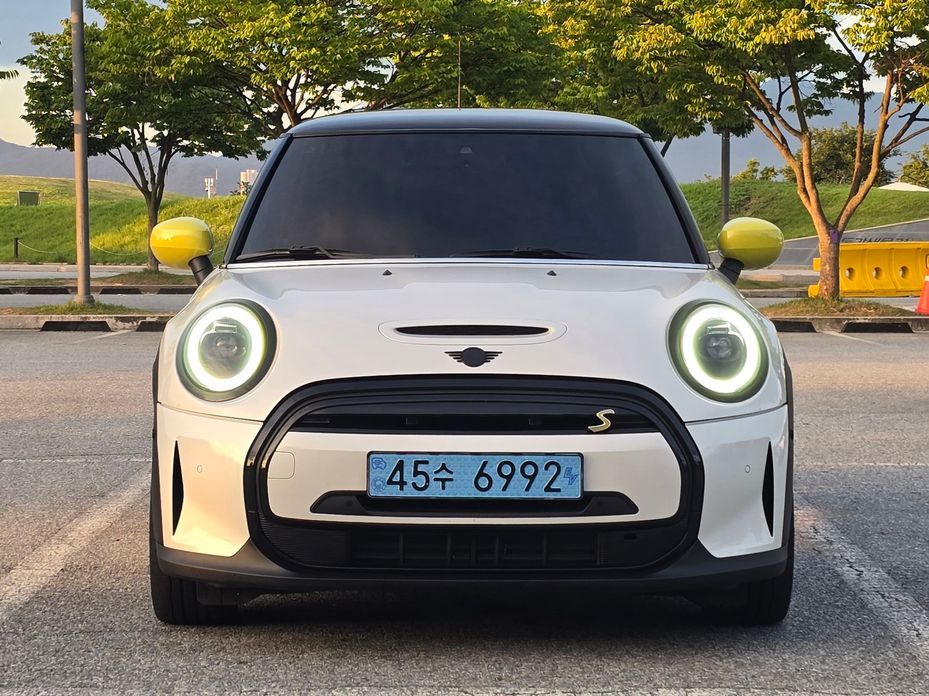 Mini Cooper 2024