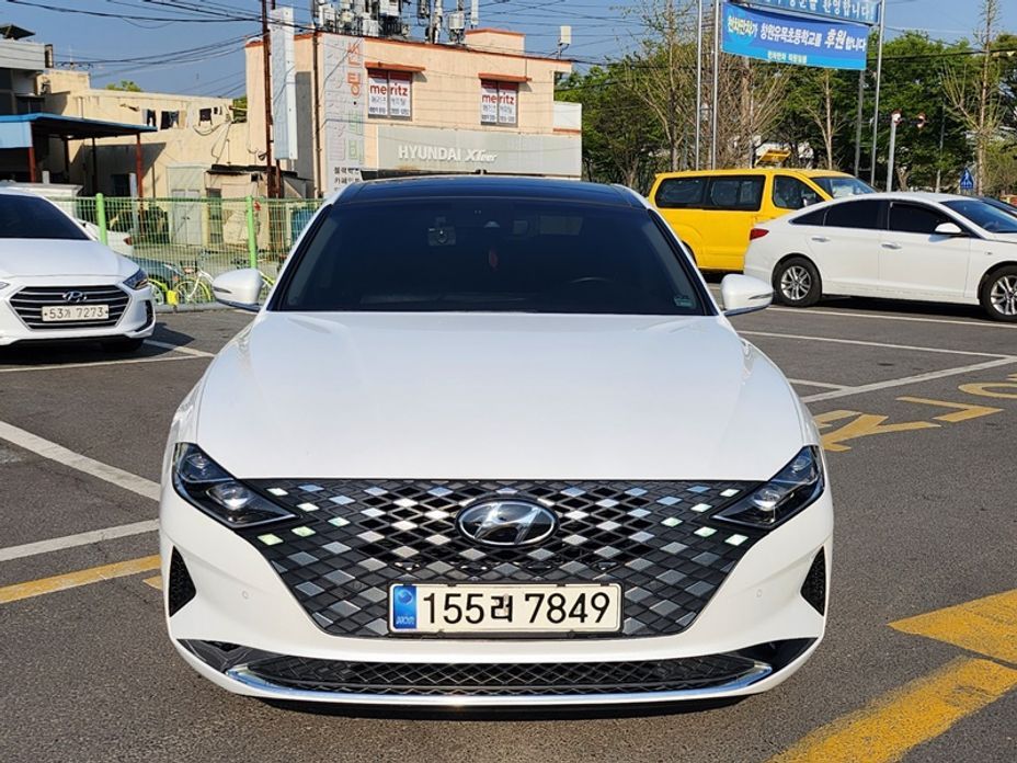 Hyundai Grandeur 2021