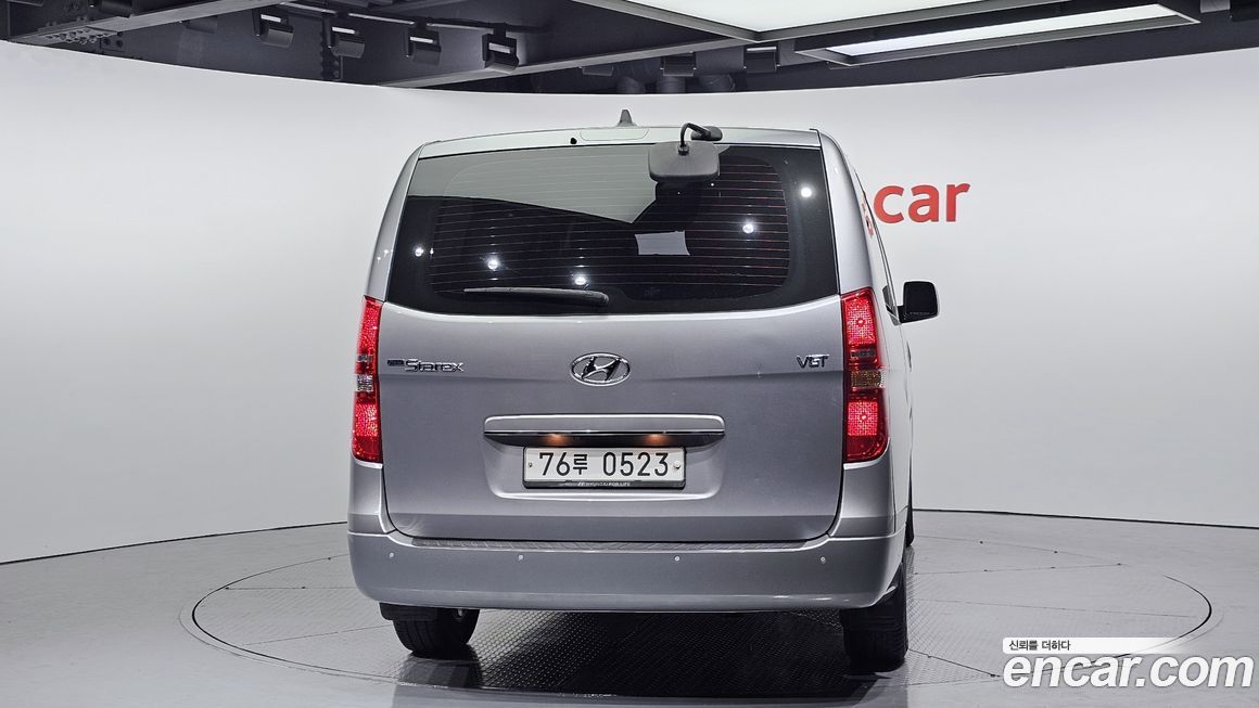 Hyundai Starex 2019