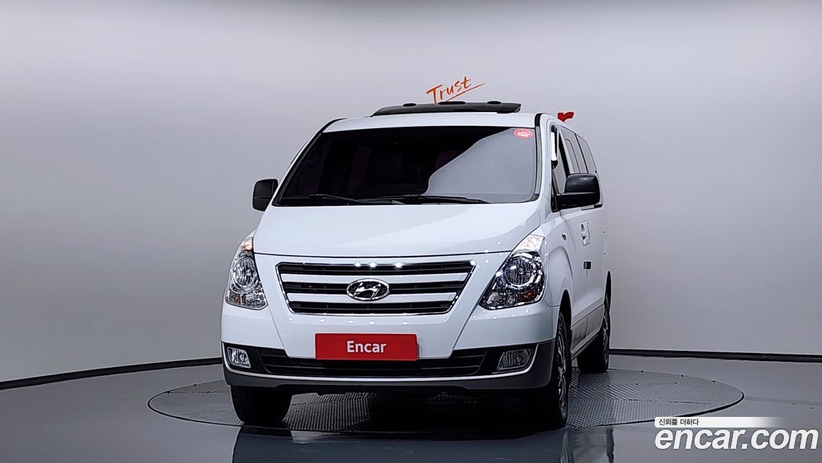 Hyundai Starex 2018