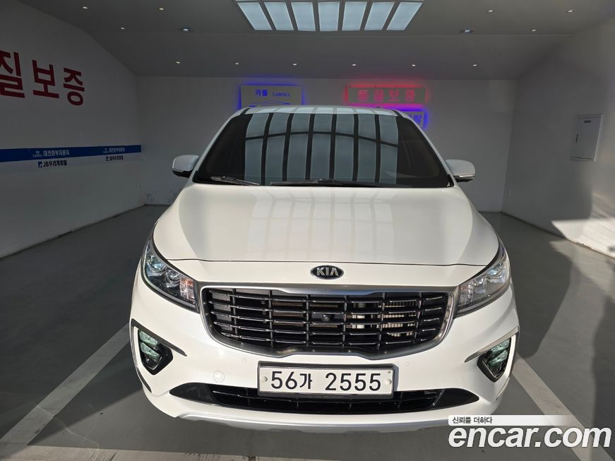 Kia Canival 2019