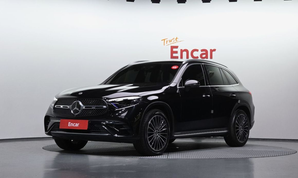 Mercedes-Benz GLC-Class 2023