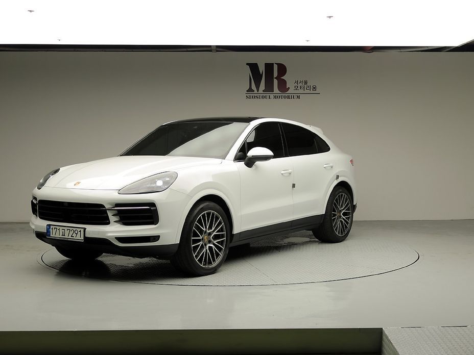 Porsche Cayenne 2022
