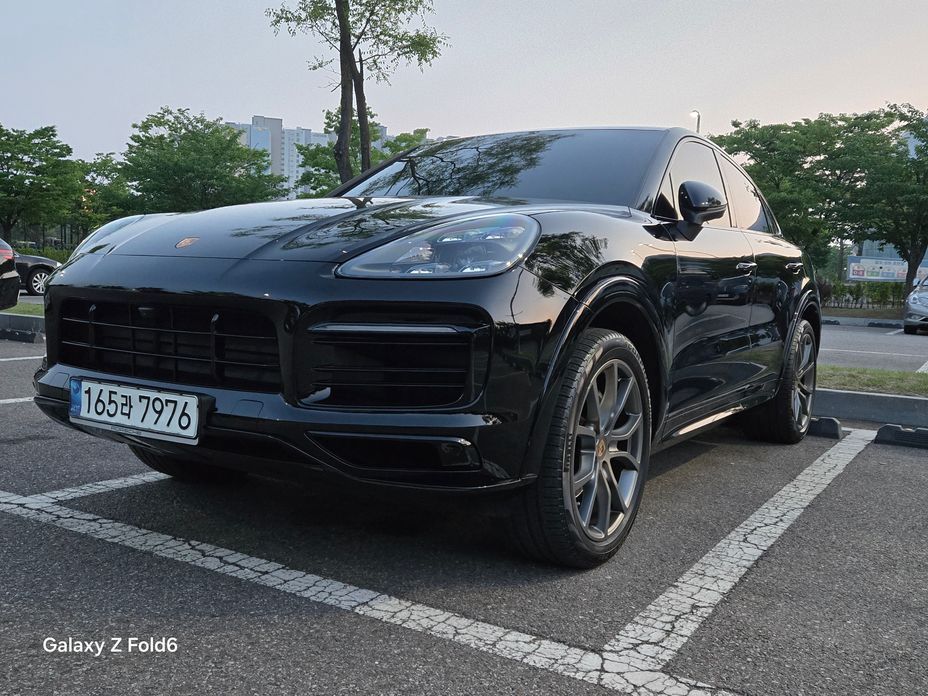 Porsche Cayenne 2021