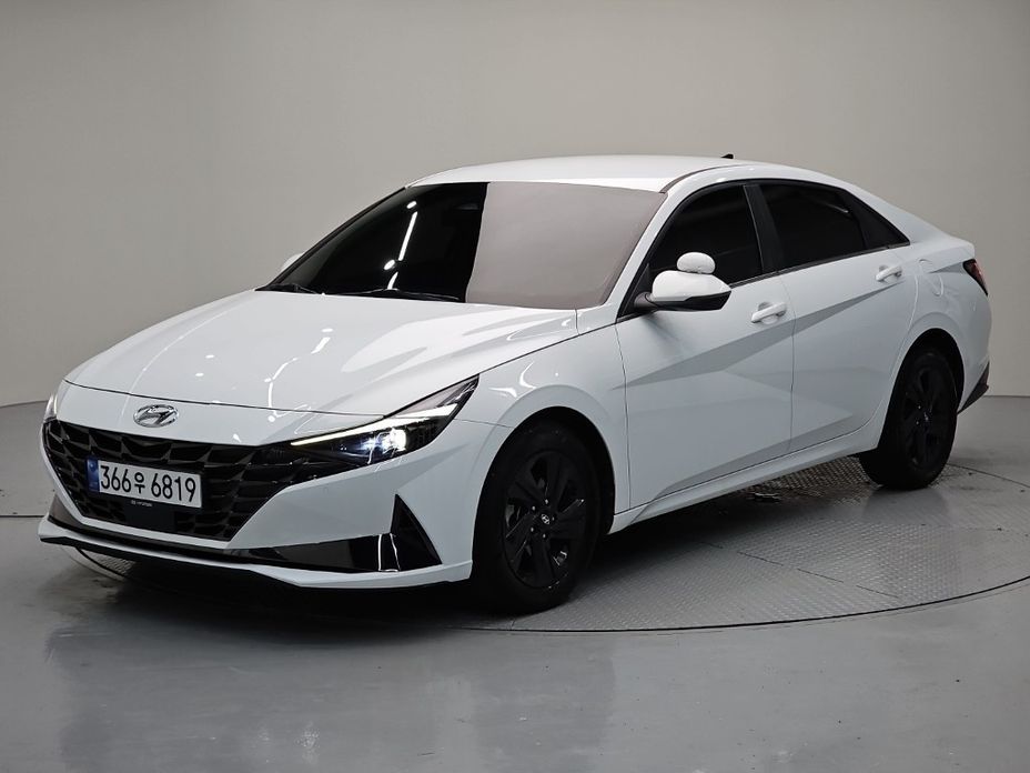 Hyundai AVANTE 2021
