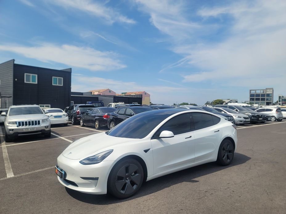 Tesla Model 3 2021