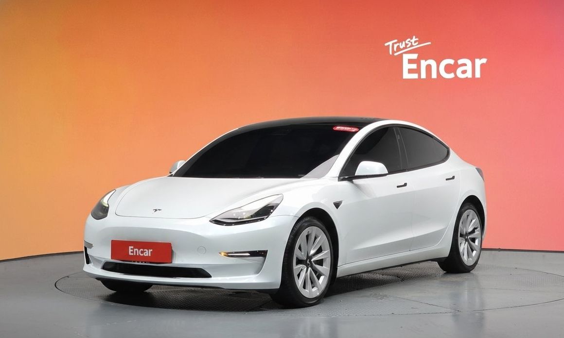 Tesla Model 3 2022