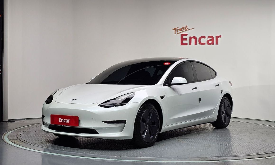 Tesla Model 3 2022