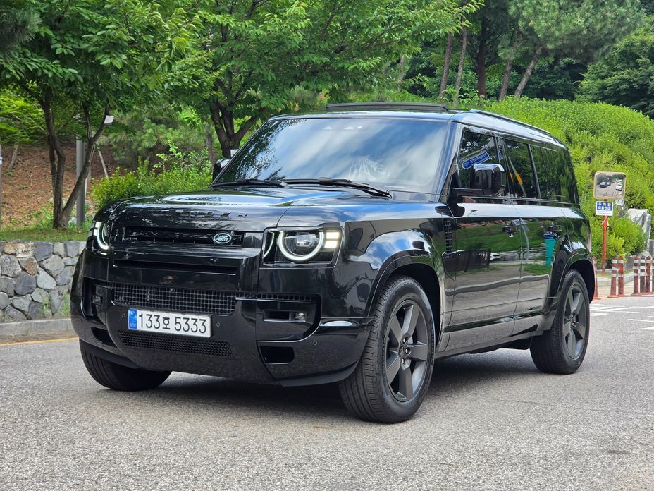 Land Rover Defender 2026