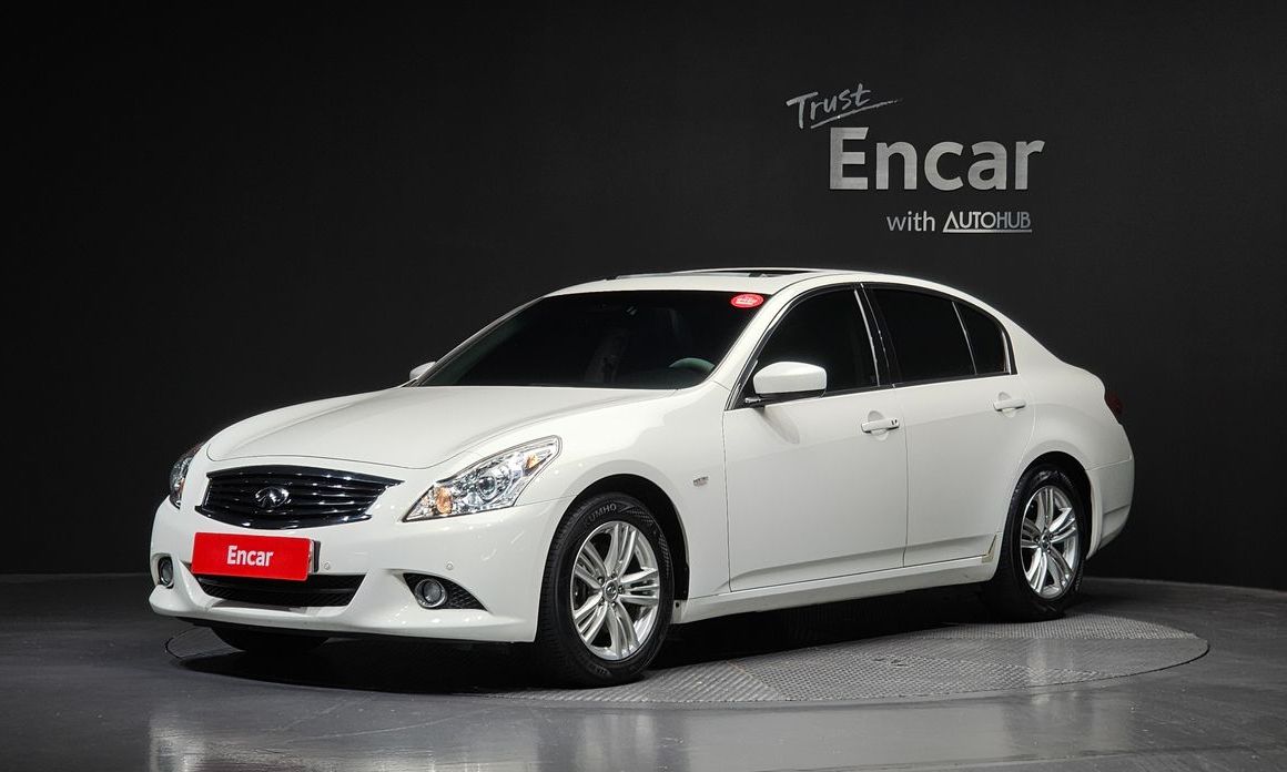 Infiniti G 2012