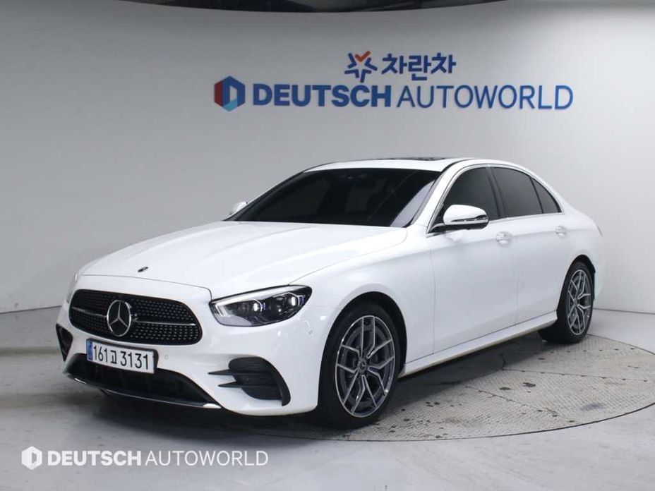 Mercedes-Benz E-Class 2023
