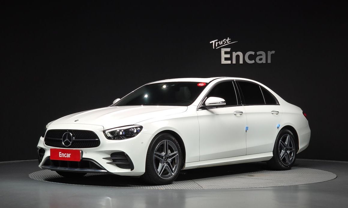 Mercedes-Benz E-Class 2023