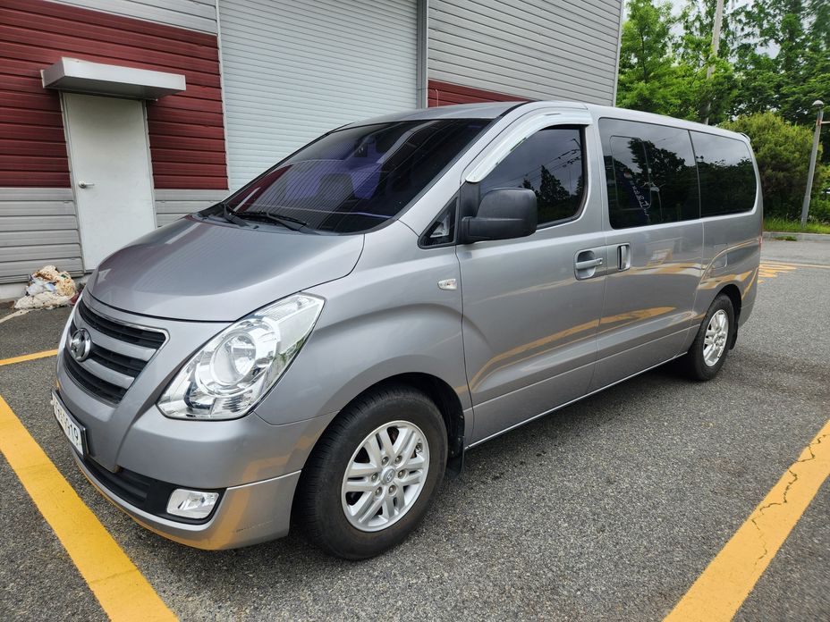 Hyundai Starex 2018