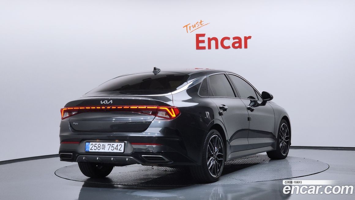 Kia K5 2022