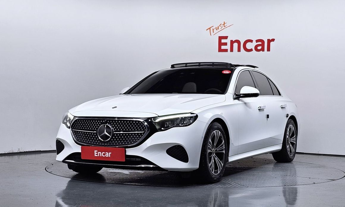 Mercedes-Benz E-Class 2025