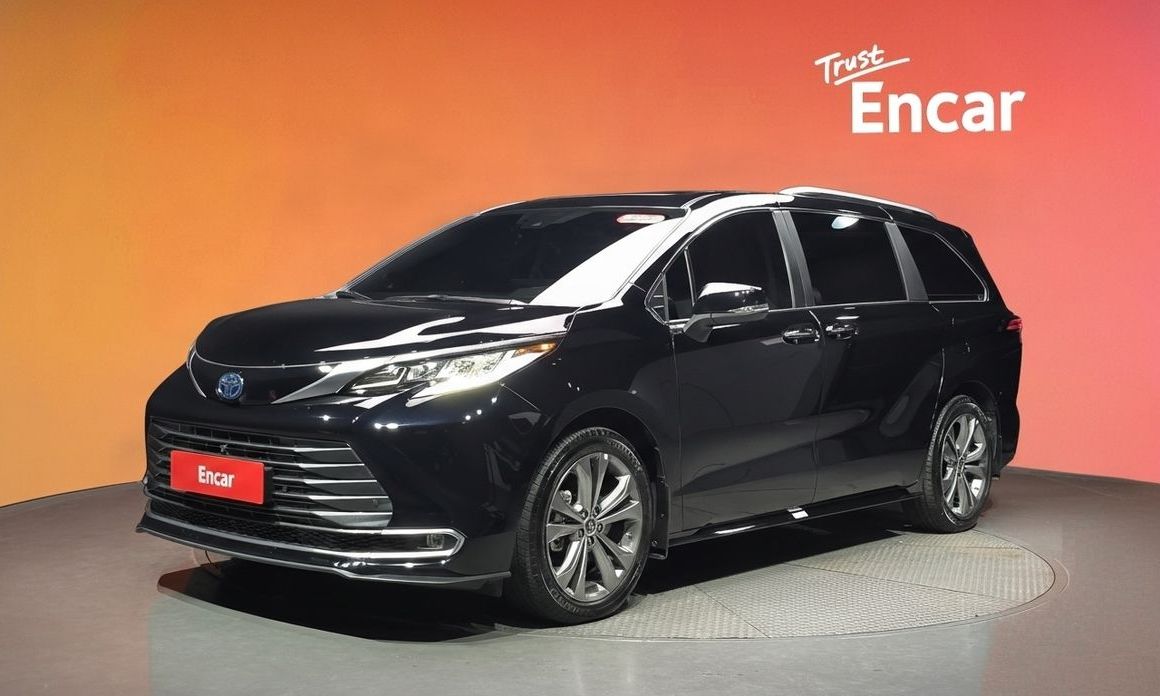 Toyota Sienna 2024
