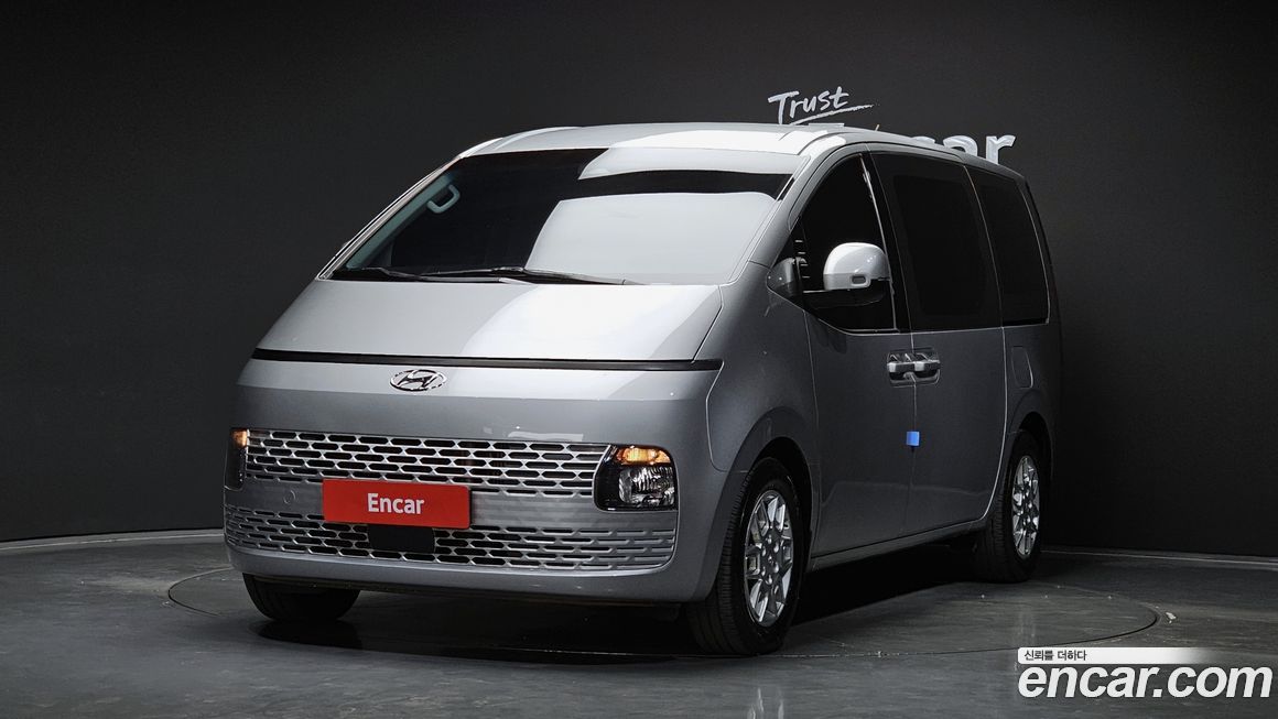 Hyundai Staria 2022